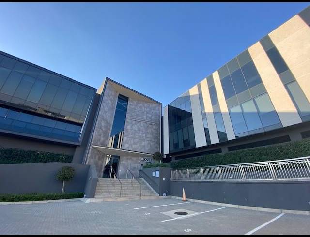 5,108M² OFFICE TO LET IN BRYANSTON